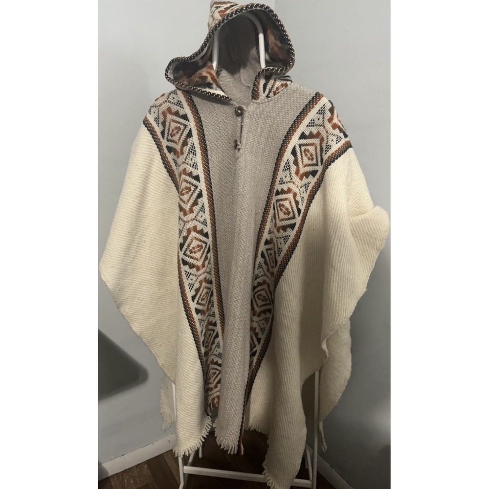 Native Arts Poncho Unisex One Size 100% Wool Southwestern Hooded Fringe
